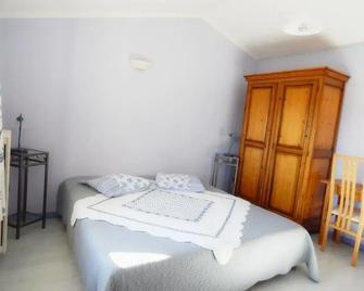 Château de la Gabelle Férrassières - Ferrassières - Bedroom