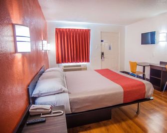 Motel 6 Corsicana Tx - Corsicana - Bedroom
