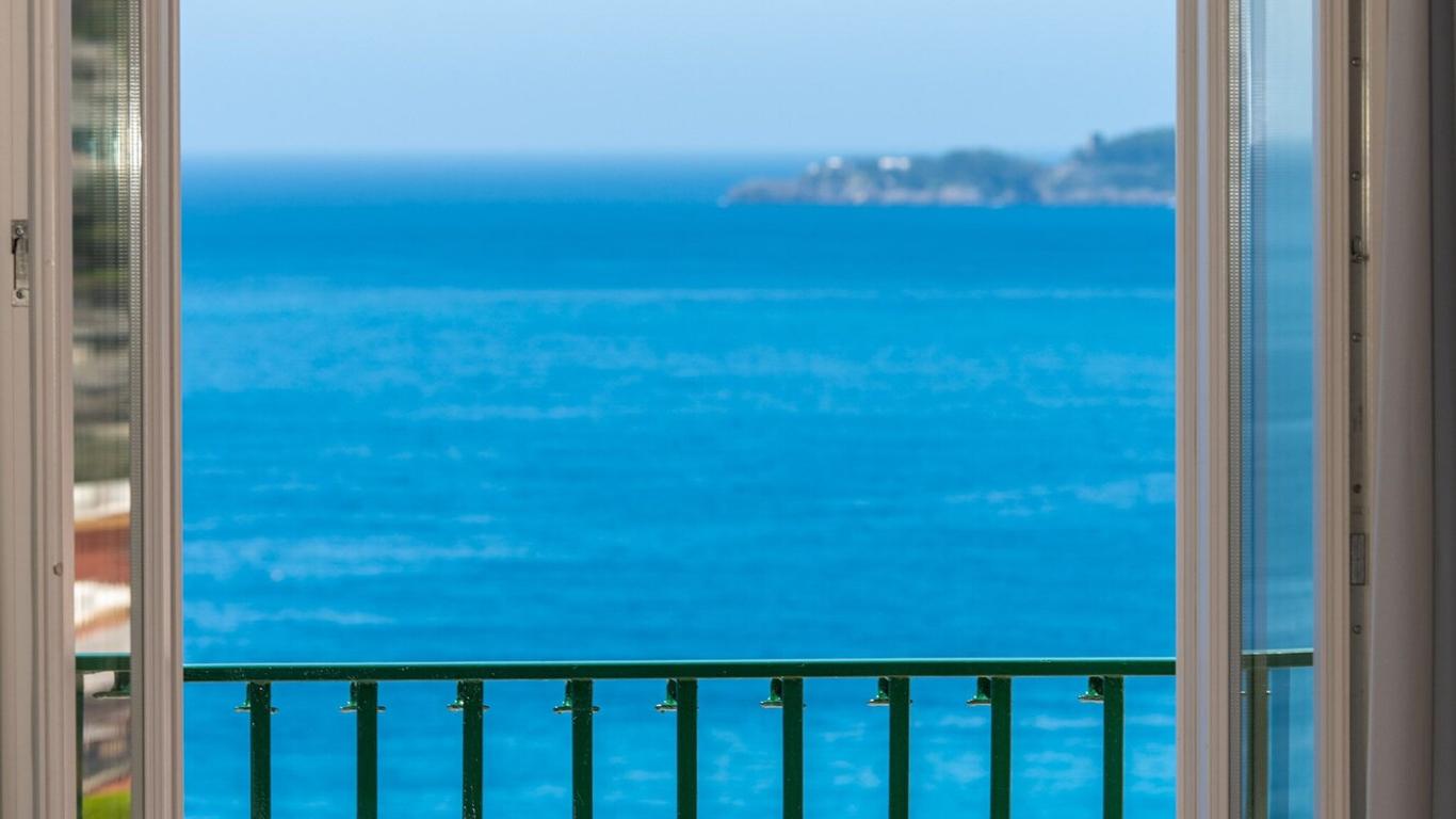 لسيون ريزيدانس