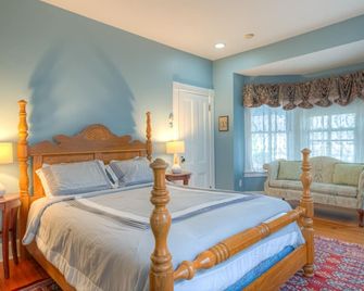 Dodge Cottage - Block Island - Bedroom