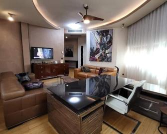 Design Hotel Mr President - Belgrado - Sala de estar