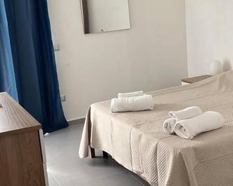Le zagare - Palagiano - Schlafzimmer