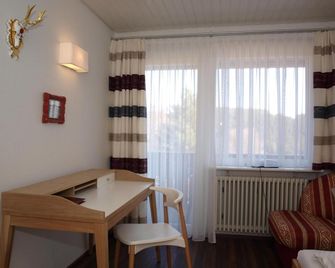 Hotel Restaurant Peterle - Feldberg - Essbereich