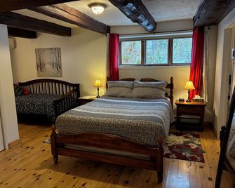 La Grange Country Inn - Wakefield