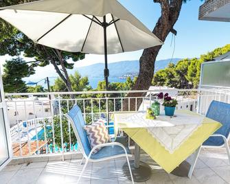 Lions 2 Studios & Apartments, Poros Island. - Póros - Balkon
