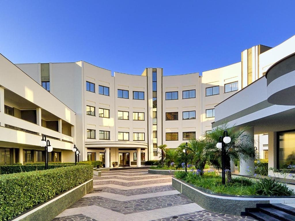 Park Hotel Mirabeau - Gasperina - Gebouw
