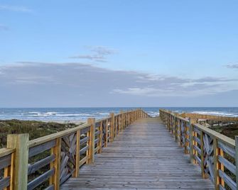 Lively Beach - Corpus Christi - Outdoor view
