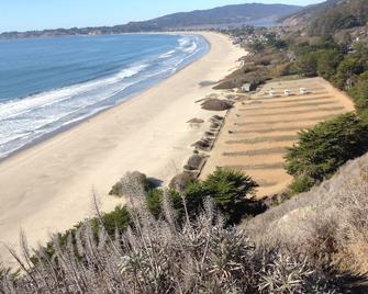 Cute & Colourful Oceanside Cottage w Garden - Stinson Beach - Beach