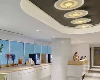 Citadines Sukhumvit 16 Bangkok - Bangkok - Front desk