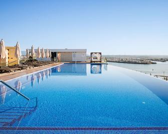 Jupiter Marina Hotel & Spa - Adults Only - Portimão - Havuz