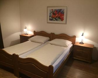 Hotel zum Schnackel in Mainz - Mainz - Bedroom