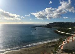 Perfect Honeymoon Or Romantic Getaway In Gran Canaria - Arguineguín - Beach