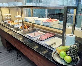 Novohotel Express - Santana do Livramento - Buffet
