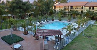 Ontario Airport Inn - Ontario - Piscina