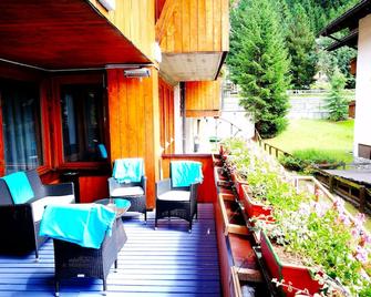 Style Hotel Grifone - Madonna di Campiglio - Balcony