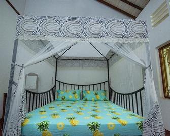 Thuru Sewana Villa - Unawatuna - Bedroom