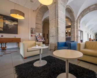 Appart Hôtel Belambra Lyon Villemanzy - Lyon - Recepción