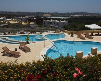 Marsa Sicla Le Ville - Scicli - Piscine