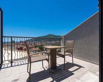Rooftop Apartments & Rooms - Budva - Balcony