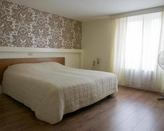 Hotel De Posthoorn - Hoorn - Camera da letto