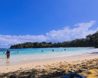 Cozy 2BR Port Antonio Retreat with stunning sea views - Port Antonio - Beach