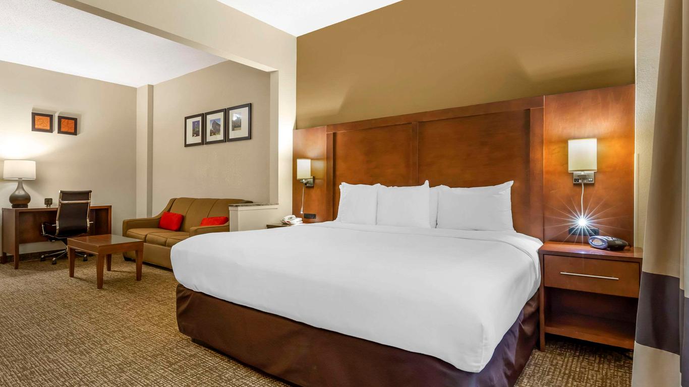 Comfort Suites Raleigh Walnut Creek