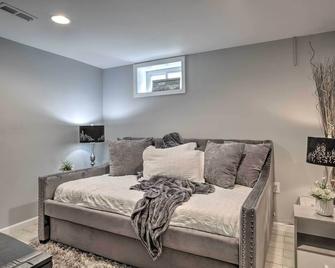 6 Mi to National Mall Modern DC Apartment! - Washington, D.C. - Wohnzimmer