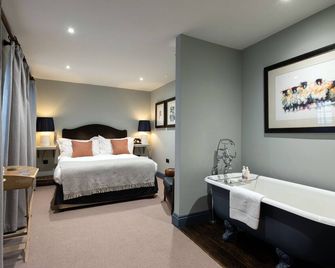 The Wheatsheaf Inn - צ'לטנהאם - חדר שינה