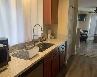 Great Community Home Near Famous Beaches w/ AC - Waikoloa Village - Kitchen