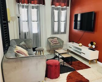 Résidence Peace & Joy - Fort-de-France - Pokój dzienny