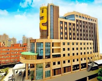 Kingtown Hotel Hongmei Shanghai - Shangai - Edificio