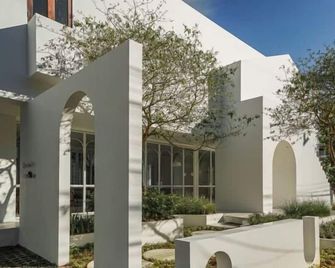 Casa 33 Hatyai - Songkhla - Building