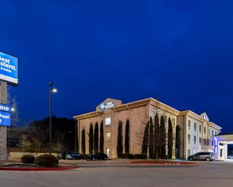 Best Western Granbury Inn & Suites - Granbury - Building