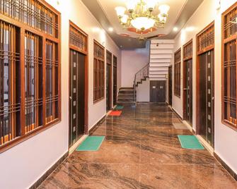 Hotel O Aryan Galaxy - Itaunja - Lobby