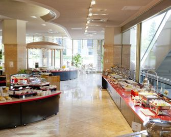 Sendai Kokusai Hotel - Sendai - Buffet