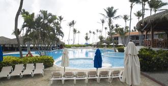納圖拉公園海灘溫泉生態渡假酒店 - - 卡納角 - 蓬塔卡納