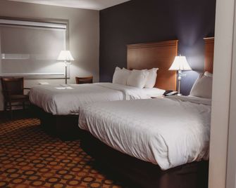 AmericInn by Wyndham Appleton Downtown - Appleton - Bedroom