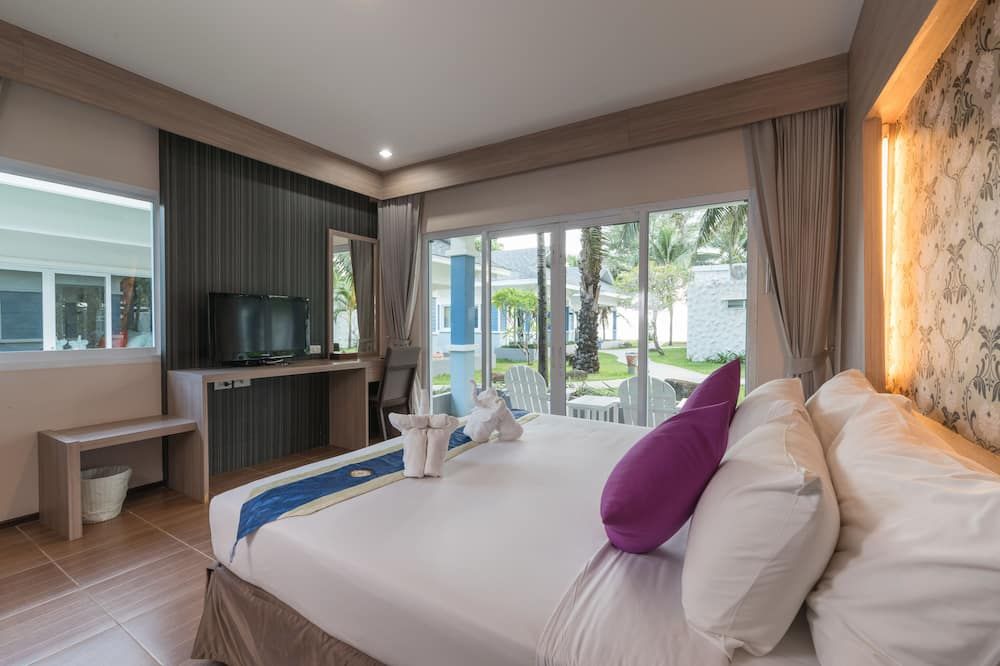 Chaolao Tosang Beach Hotel - Chanthaburi