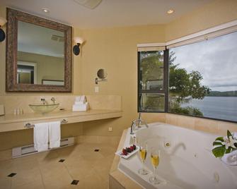 Crest Hotel - Prince Rupert - Salle de bain
