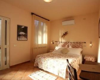 Agriturismo Peretti - Orbetello - Sypialnia