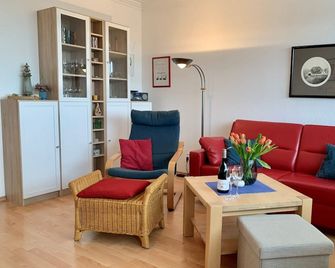 Apartment 'Schöne Aussicht' im Haus Atlantic - Sankt Peter-Ording - Living room