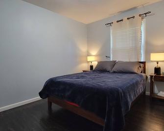 Chic 2-bedroom with WiFi and AC in delightful Hummelstown - Hummelstown - Phòng ngủ