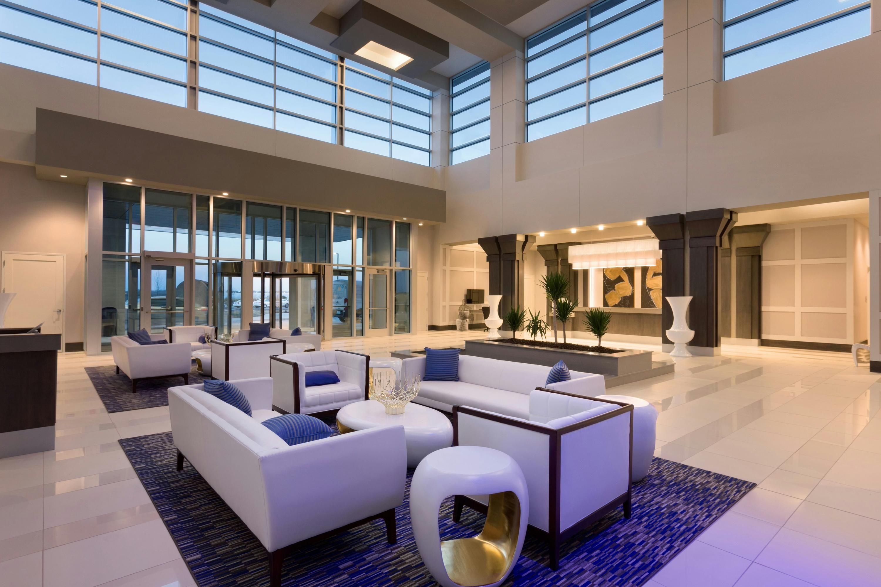 Embassy Suites by Hilton Kansas City Olathe - Olathe - Lobby
