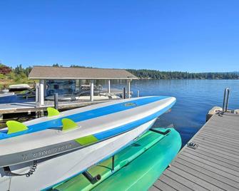 Lake Lovers Oasis Hot Tub and Mt Rainier View! - Eatonville - Pool