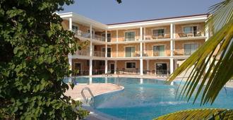Sunny Golf Hotel - Toamasina - Pool