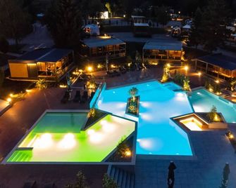 Plitvice Holiday Resort - Grabovac - Piscina