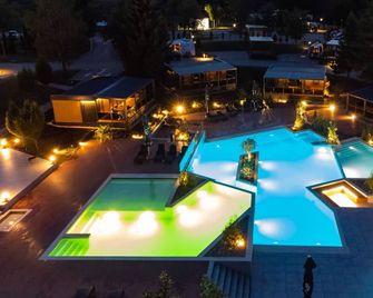 Plitvice Holiday Resort - Campsite - Grabovac - Piscina