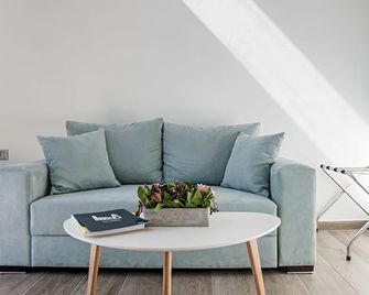 Lidea Boutique Hotel - Potamos - Living room