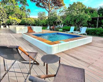 Tenuta Duca Marigliano Boutique Hotel - Paestum - Pool