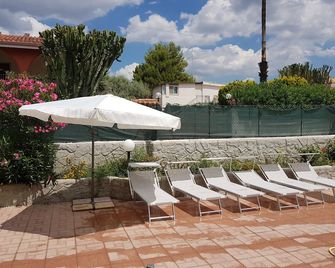 Villa Joel - Fontane Bianche - Patio